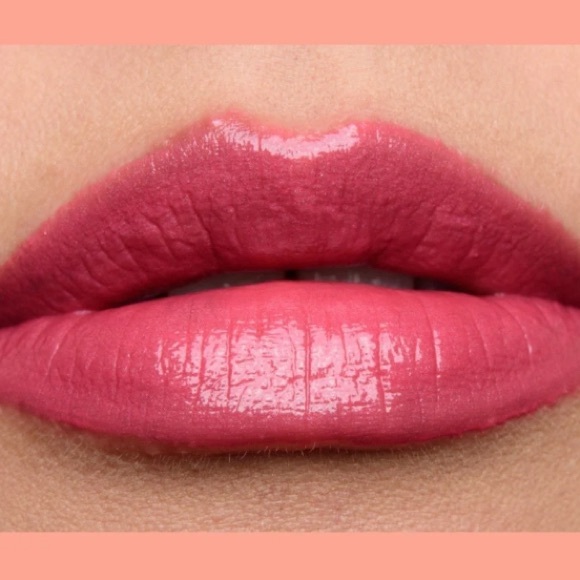 Cle De Peau Radiant Liquid Rouge - 13 Flushed - Picture 2 of 2